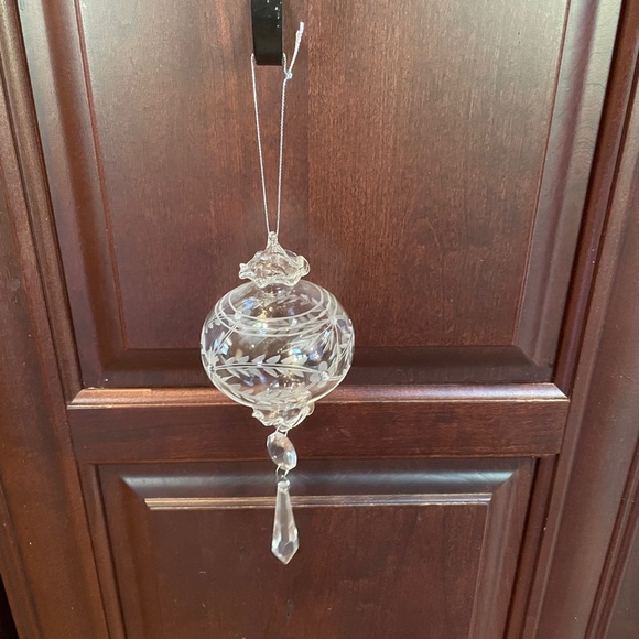 Hand Blown Etched Clear Glass Christmas Ornaments, Set of 3 - Picture 8 of 14